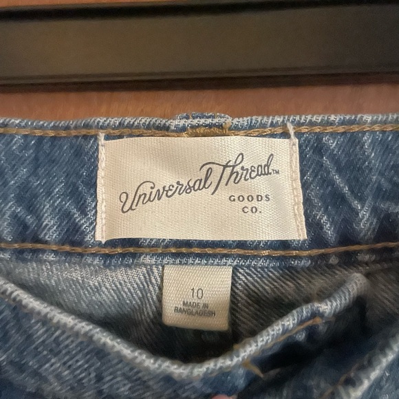 Universal Thread High Rise Easy Barrel Jeans - Picture 3 of 4